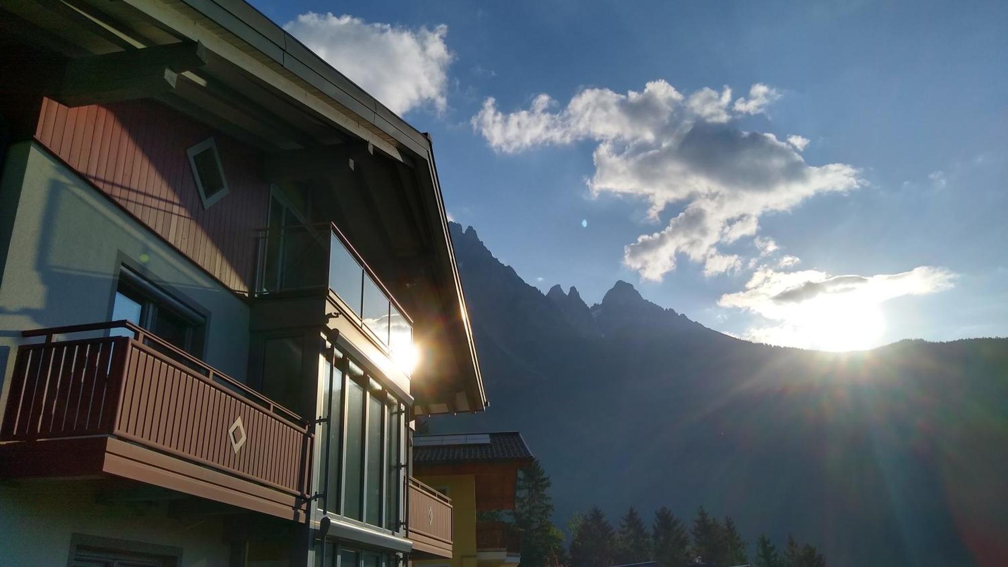 Apartment Hohenwerfen Bagian luar foto